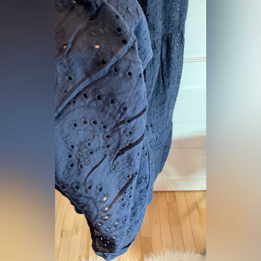 Elegant Navy Blue Sleeveless Dress - Picture 7 of 15